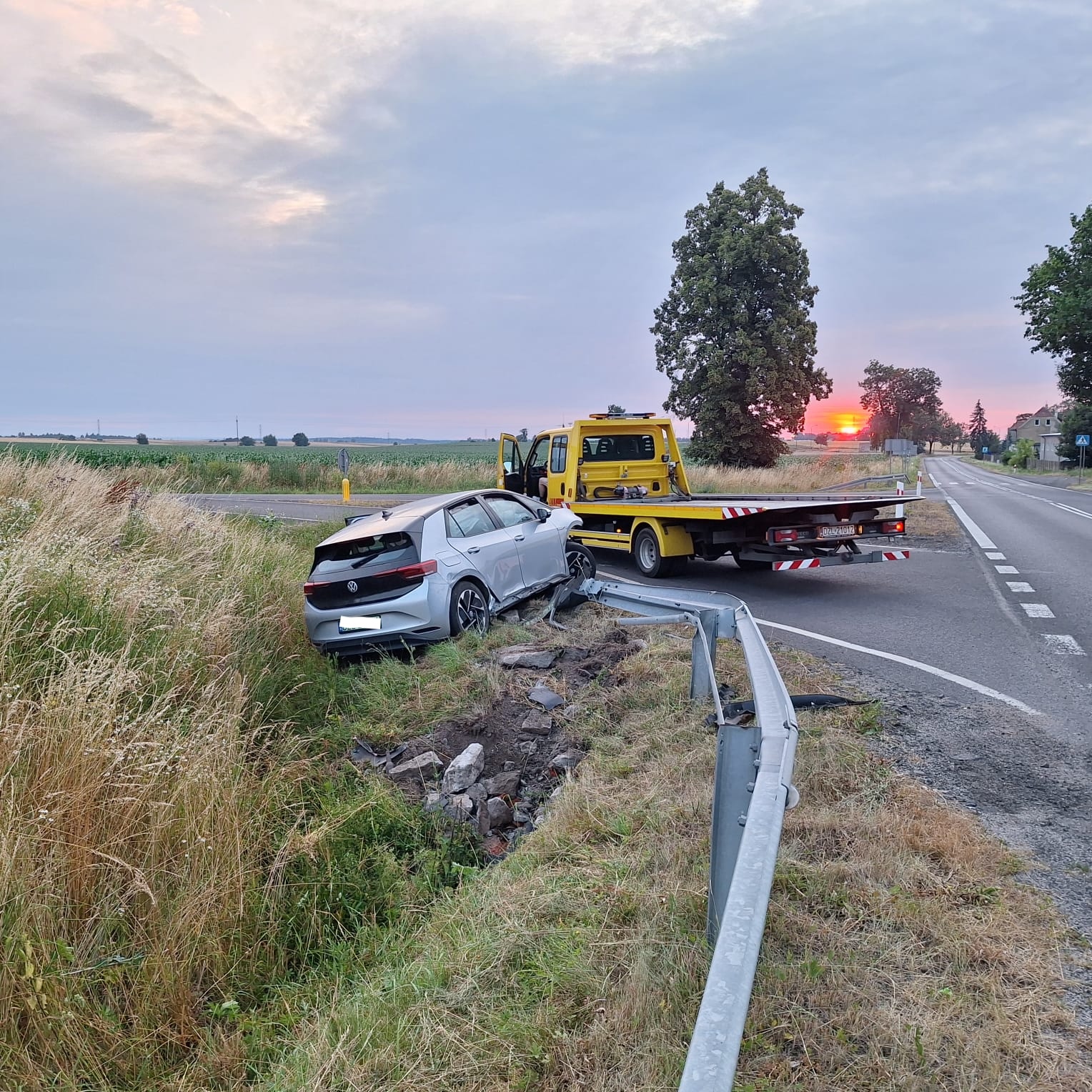 pomoc drogowa Złotoryja holowanie laweta